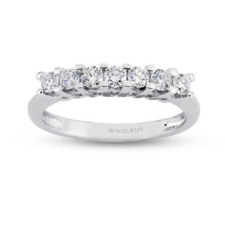 Memory Ring aus Gold in einer Hochfassung.