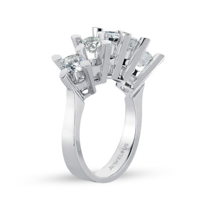 Diamant Ring aus 585er Gold mit Brillanten in Hochfassung.