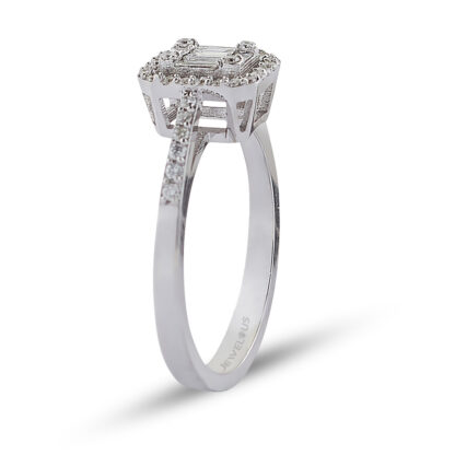 Diamant Ring aus Gold in Baguette- und Brillantschliff in quadratischen Fassungen