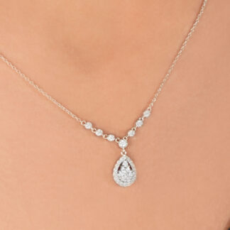 Kette aus 585er Weißgold mit Diamantanhänger