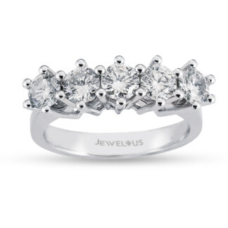 Ring aus 585er Gold mit Steinen Zirkonia in Hochfassung.