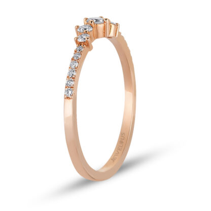 Ring mit Zirkonia aus elegantem 585er Gold im Verschnitt gefasst